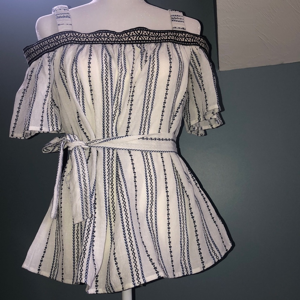 NWOT! Off the shoulder top!